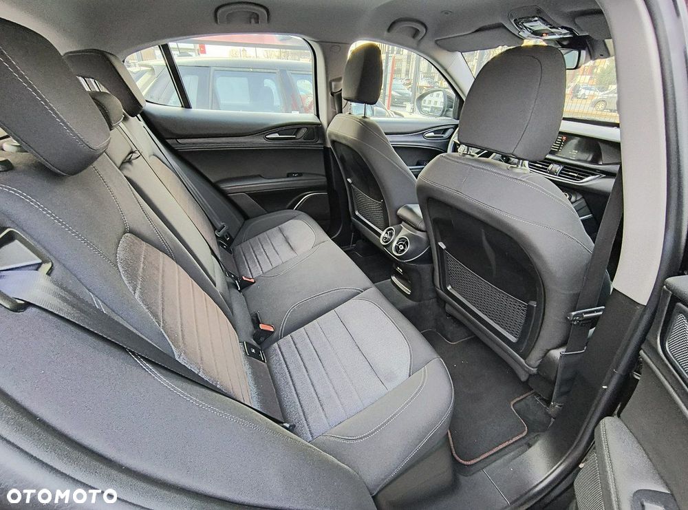 Alfa Romeo Stelvio 2.0 Turbo Q4 - 18