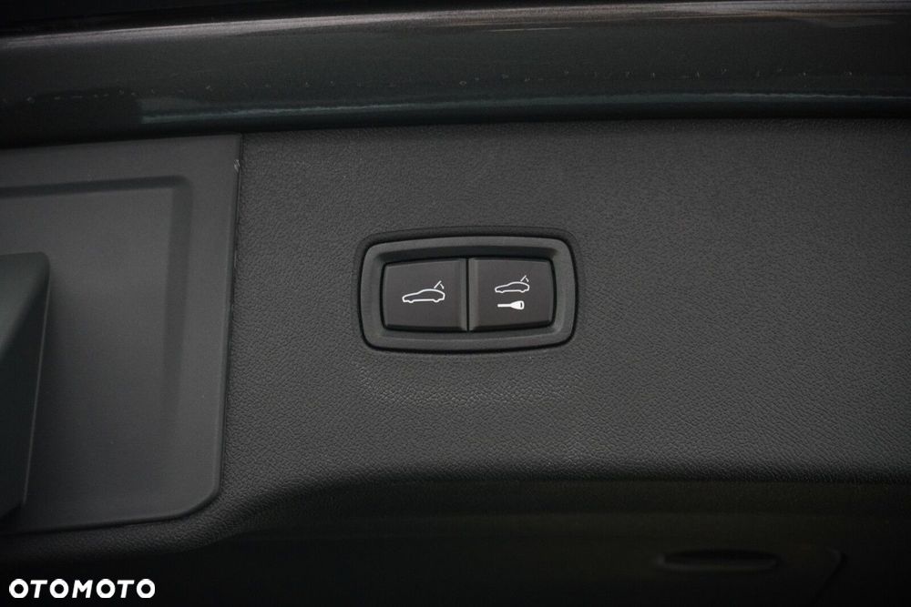 Porsche Cayenne - 17