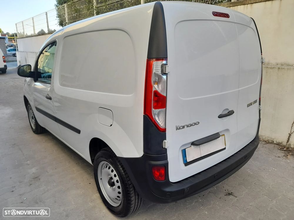 Renault Kangoo 1.5 Dci A/C 3Lugares Nacional - 4