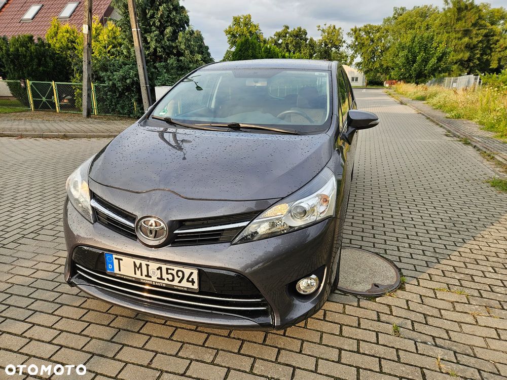 Toyota Verso 1.8 5-Sitzer Life - 8