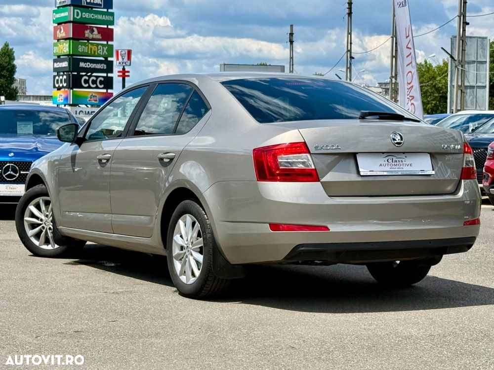 Skoda Octavia 1.6 TDI 4X4 Ambition - 24
