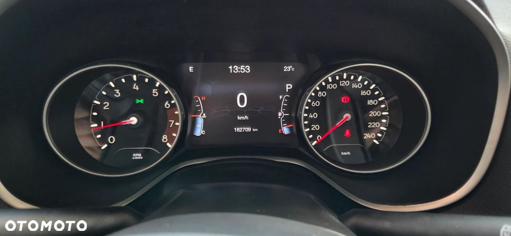 Jeep Compass - 24