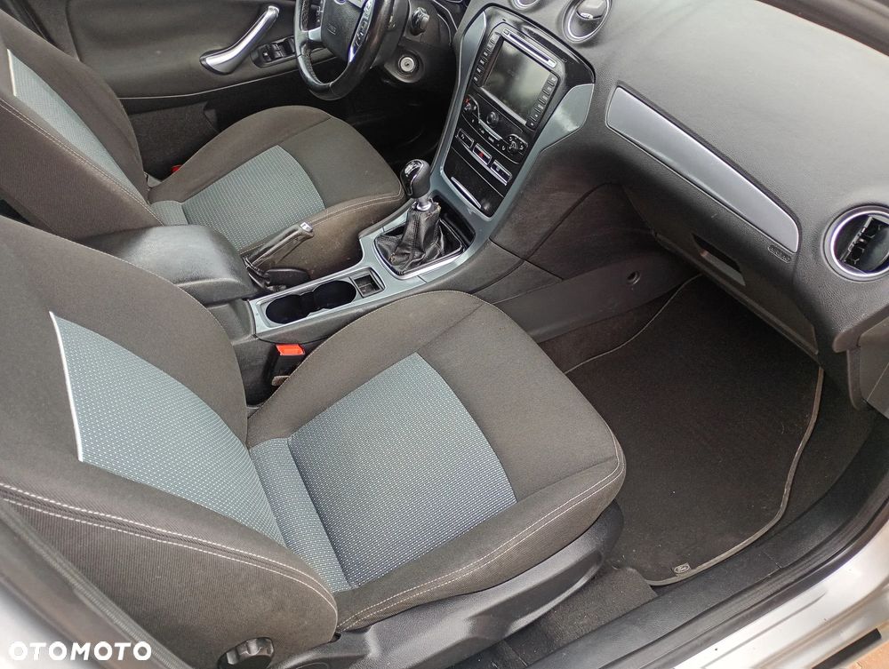 Ford Mondeo 2.0 TDCi ECOnetic Ambiente - 5