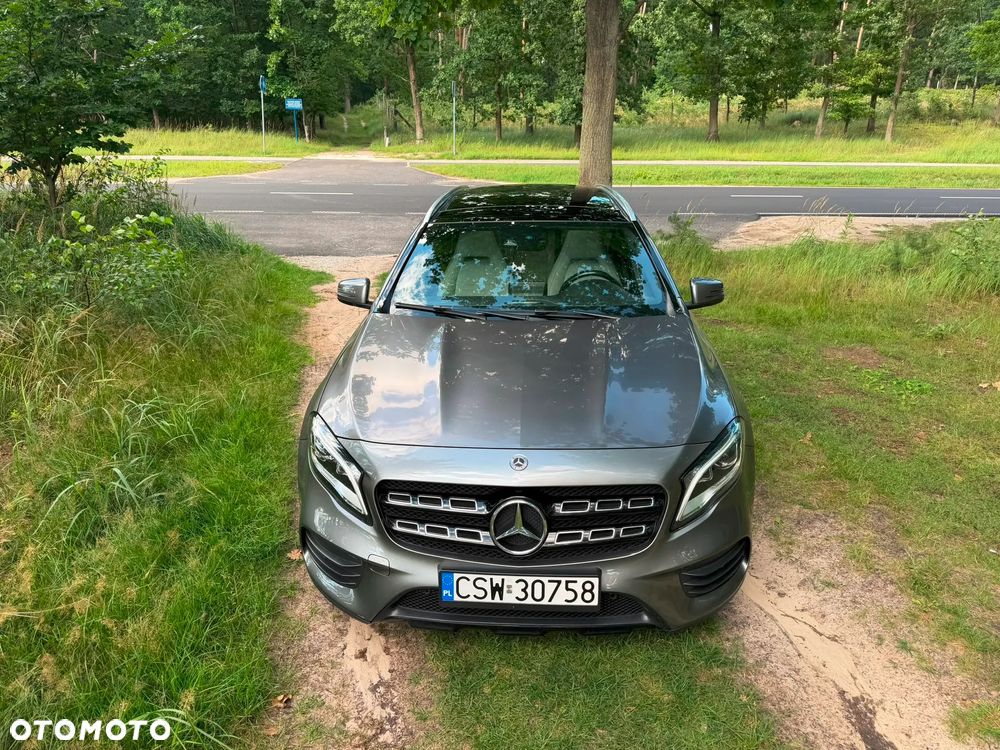 Mercedes-Benz GLA 220 d 4-Matic AMG Line - 31