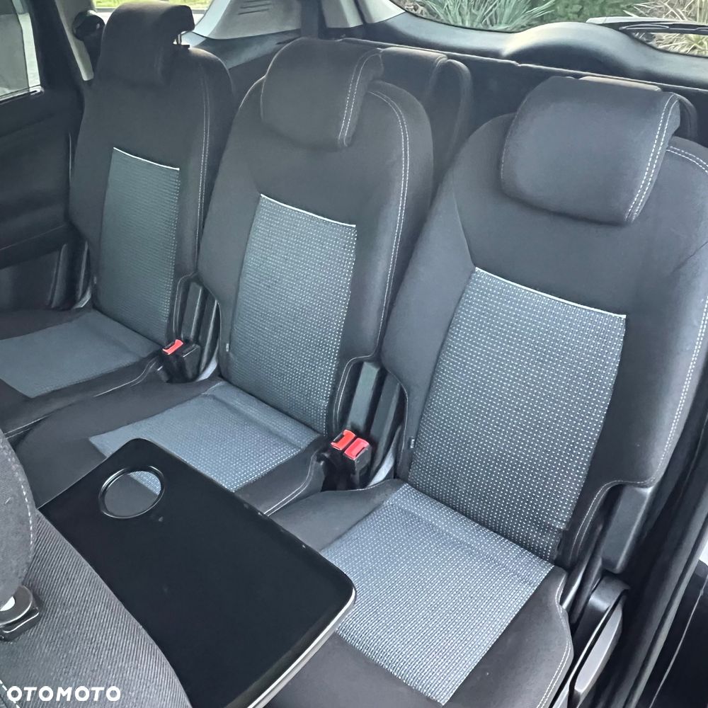 Ford S-Max 2.0 TDCi Titanium - 27