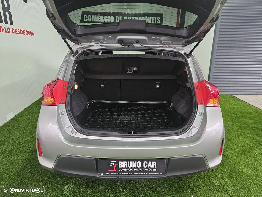 Toyota Auris 1.4 D-4D Edition-S - 9