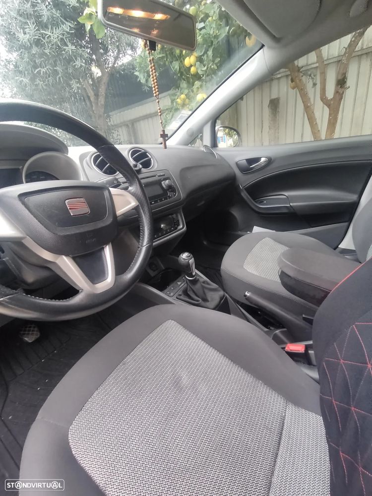 SEAT Ibiza 1.9 TDi Stylance DPF - 5