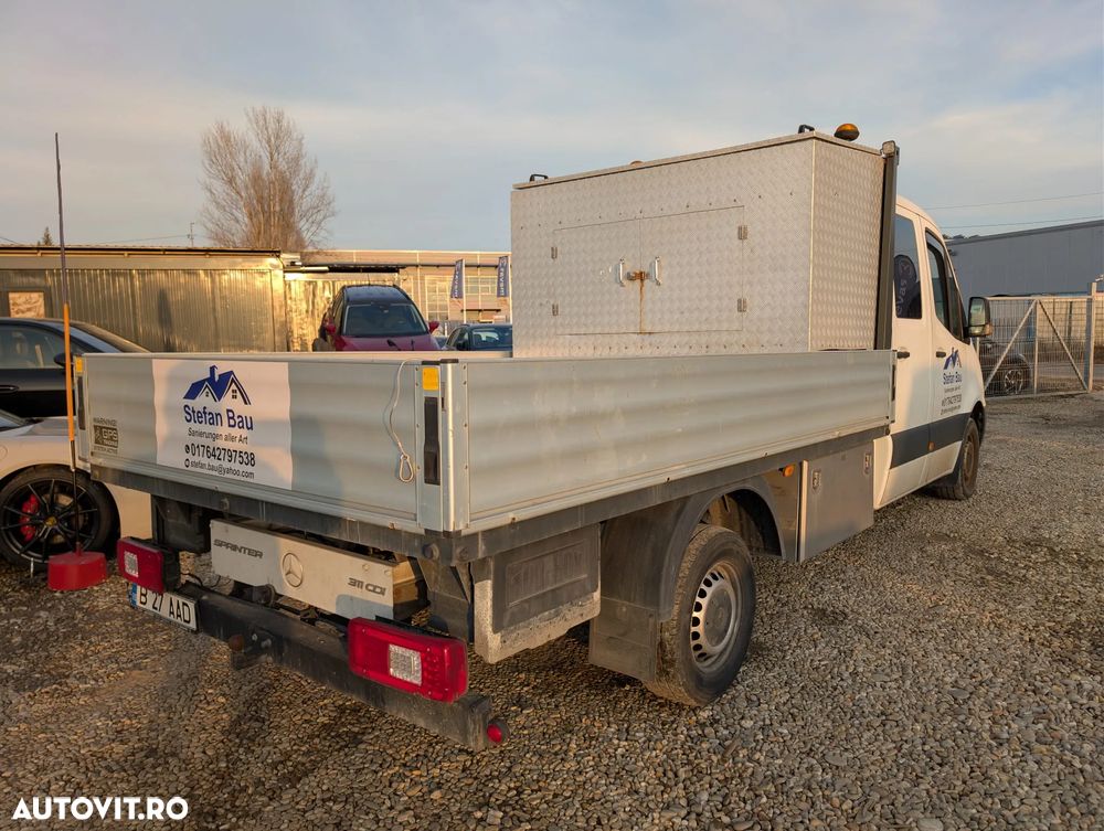 Mercedes-Benz Sprinter - 4