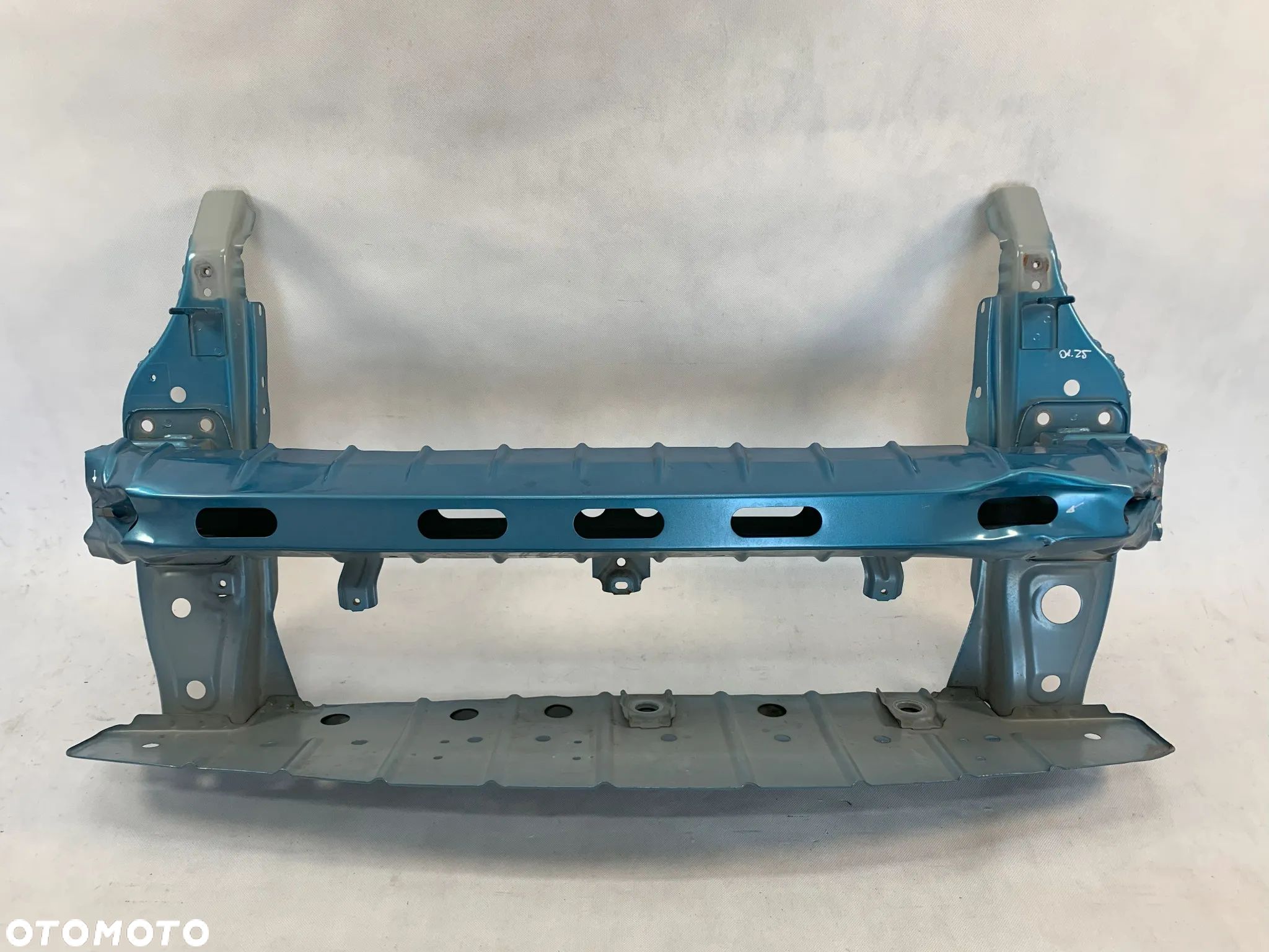 Mitsubishi Space Star 2 II 13-24r Belka zderzak przod przedni 2013 - 1