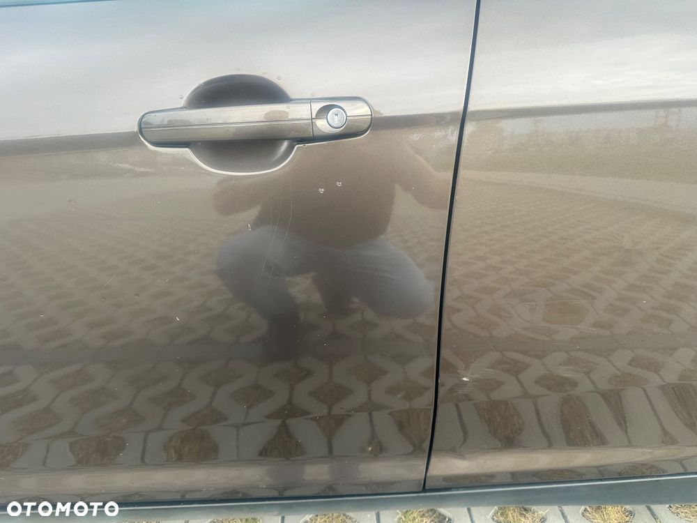 Ford Focus - 25