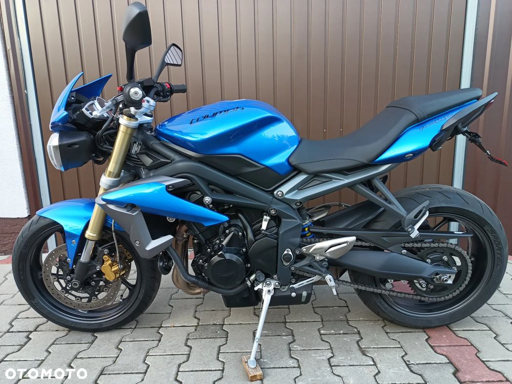 Triumph Street Triple - 22