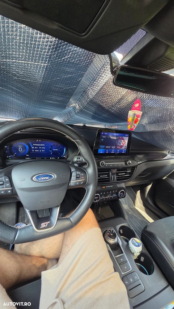 Ford Focus - 4