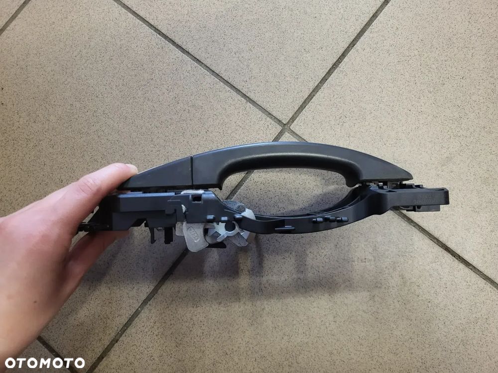 KLAMKA DRZWI PRZESUWNYCH PRAWYCH FORD TRANSIT MK8 - 4