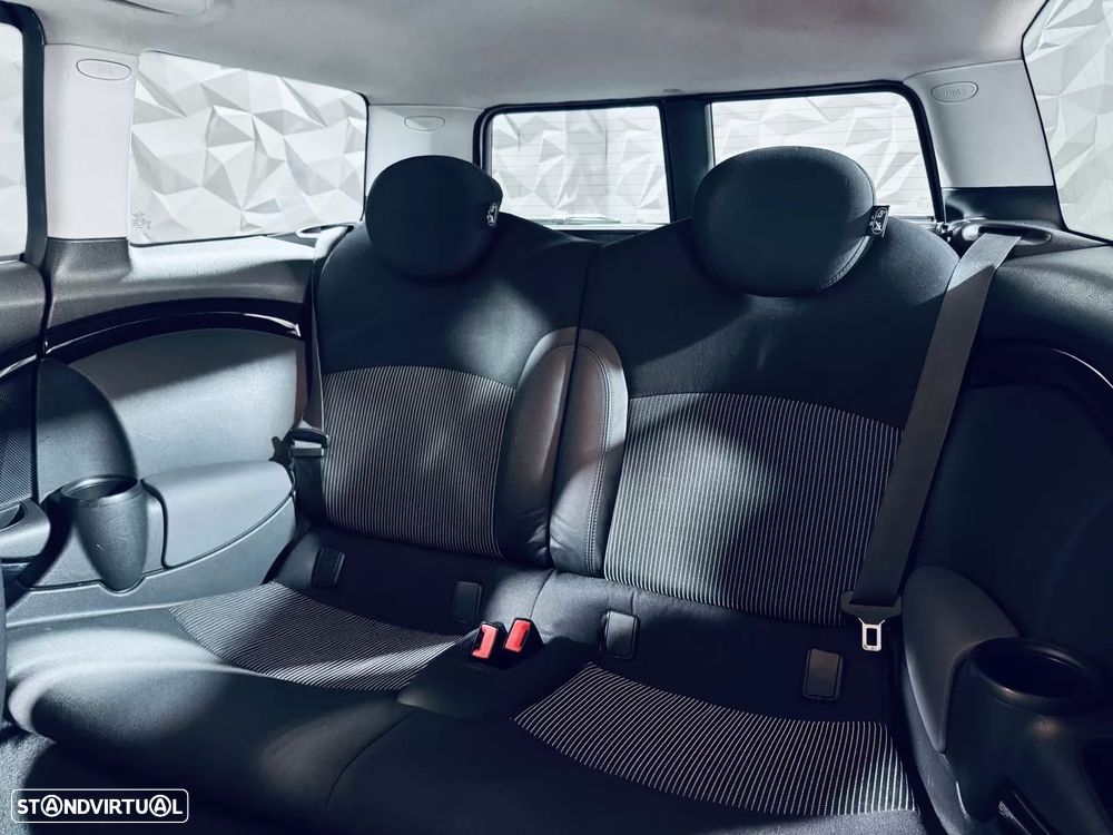 MINI Clubman Cooper - 23