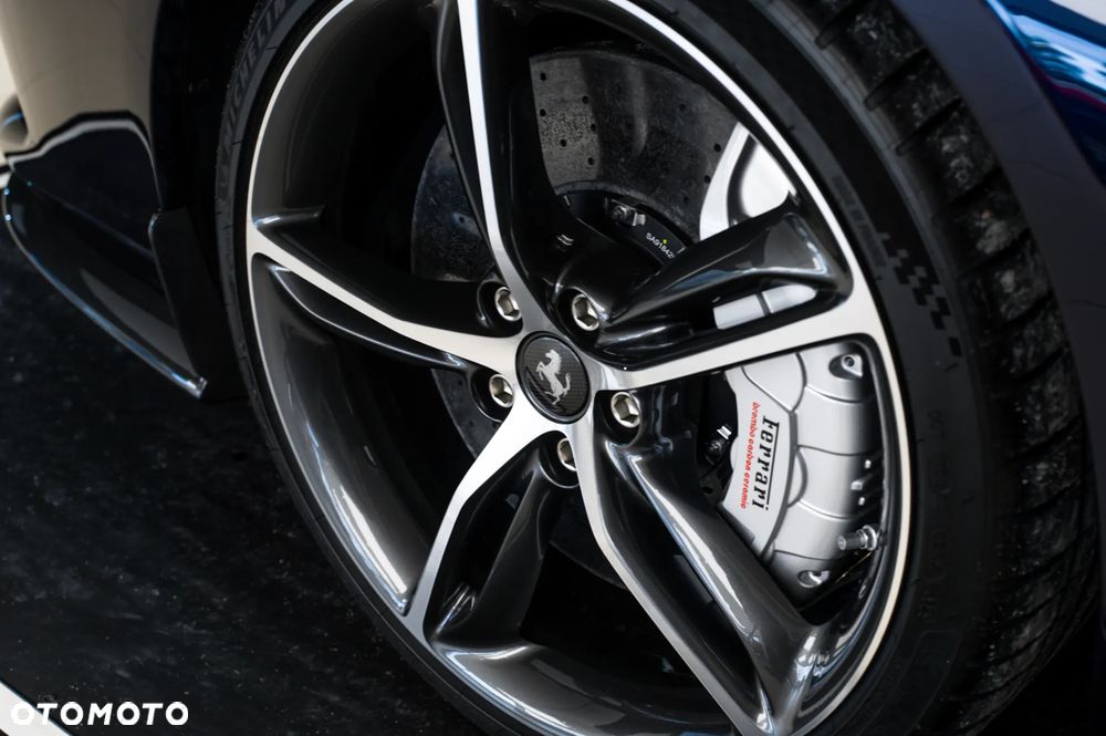 Ferrari 296 GTB - 18