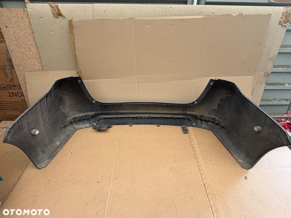 Toyota Auris II lift tylny zderzak kombi kompletny - 4