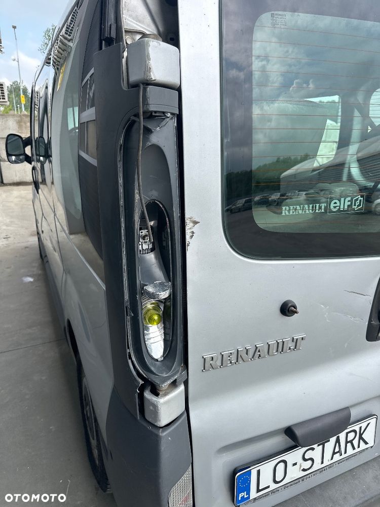 Renault Trafic - 13