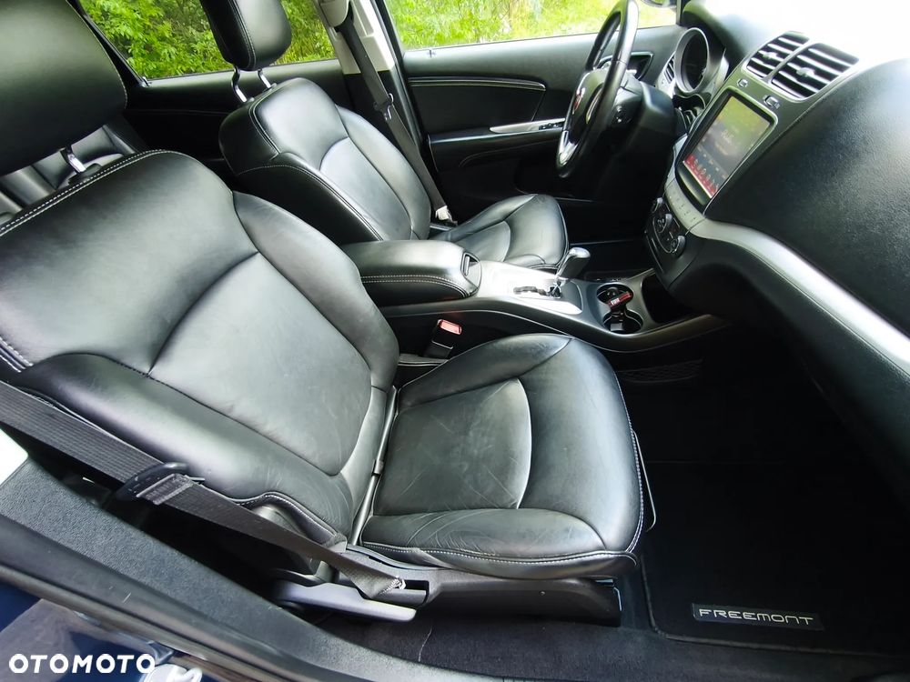 Fiat Freemont 2.0 Multijet Lounge AWD - 35