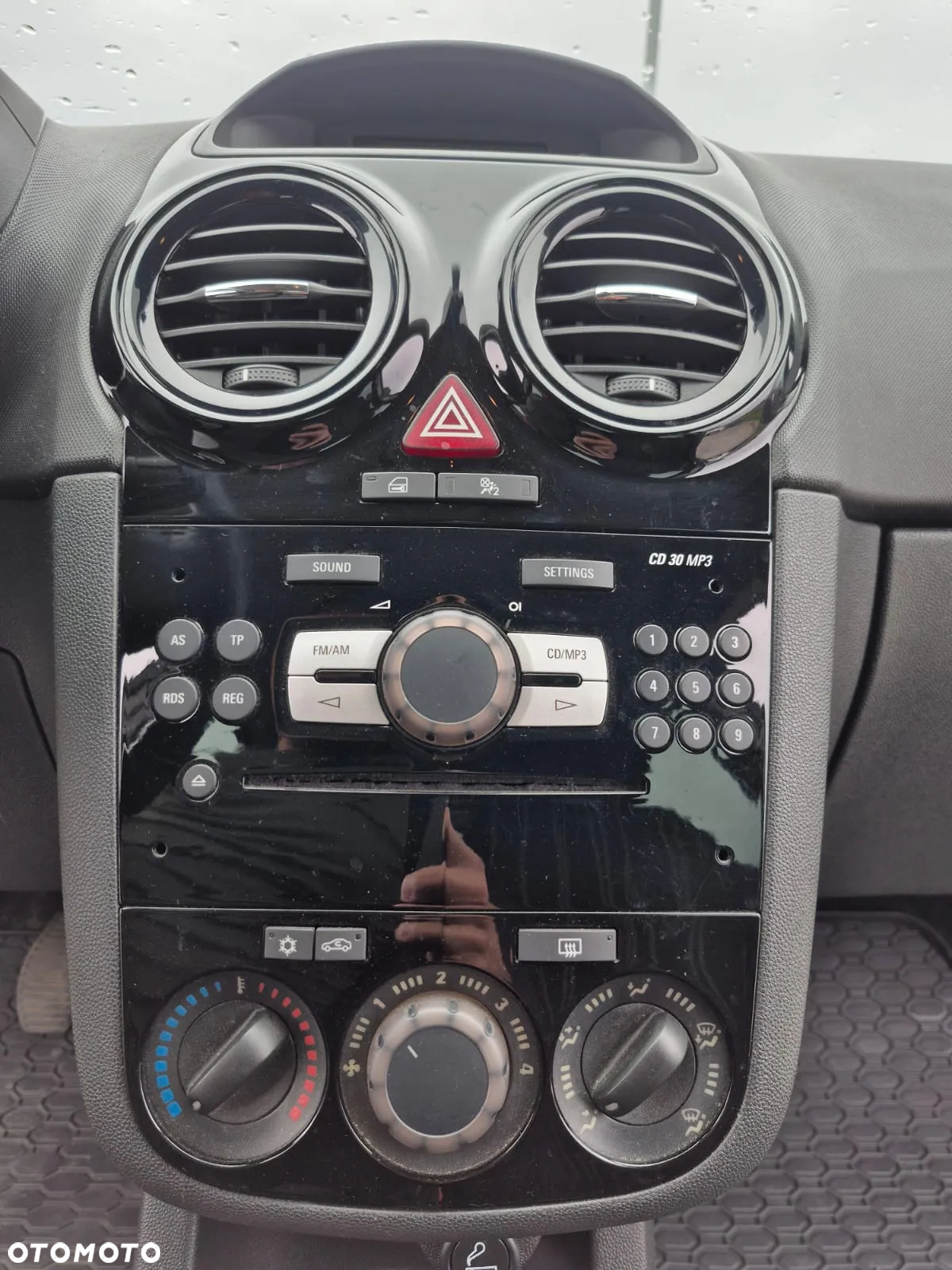 Opel Corsa - 28