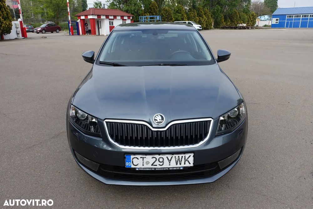 Skoda Octavia 1.4 TSI ELEGANCE - 10