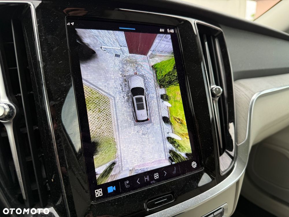 Volvo V60 B5 B AWD Plus Dark - 22