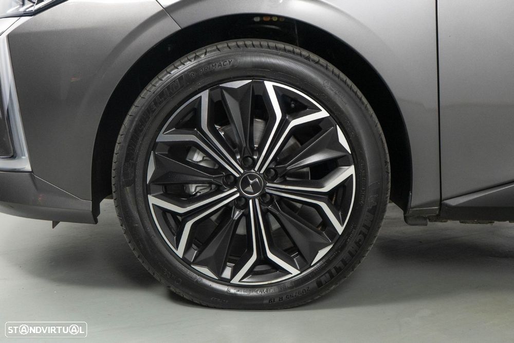 DS DS4 1.2 PureTech Rivoli EAT8 - 17