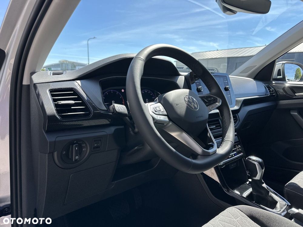 Volkswagen T-Cross - 21