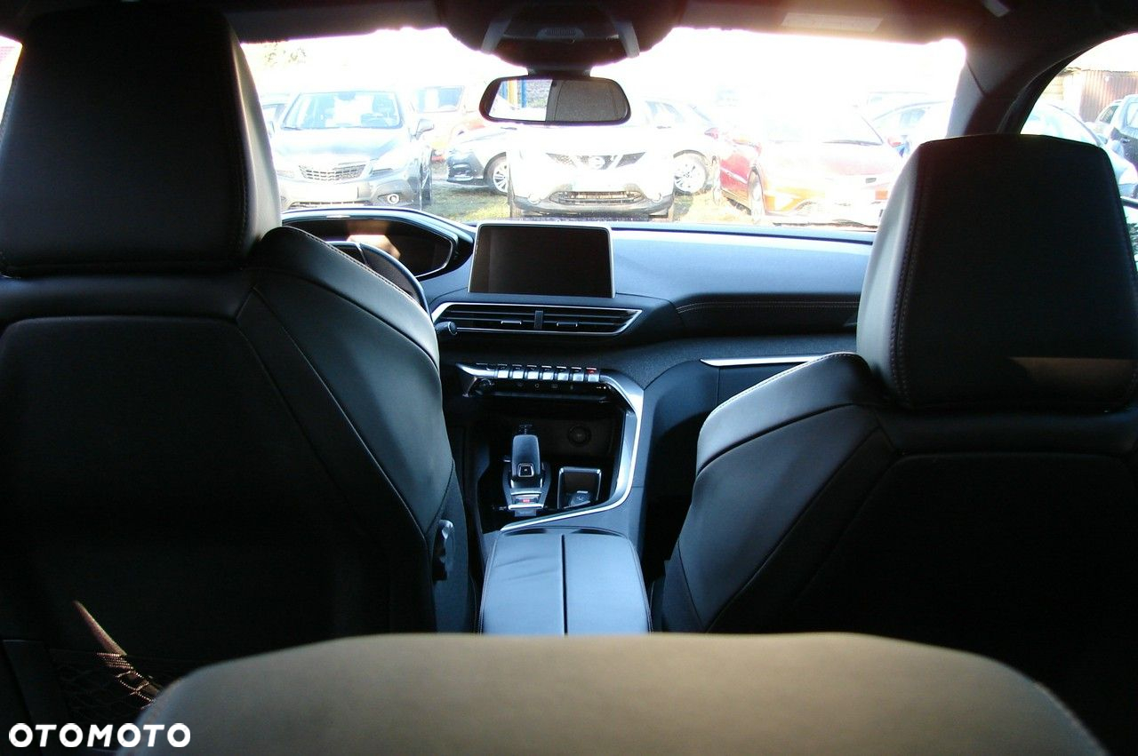 Peugeot 3008 - 15
