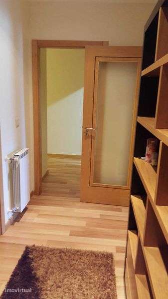 Apartamento T3 mobilado - Grande imagem: 2/9