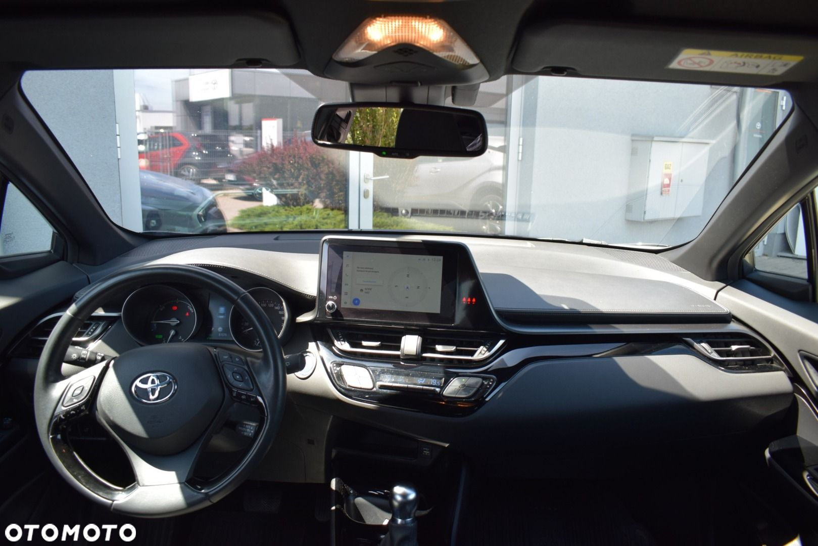 Toyota C-HR - 15
