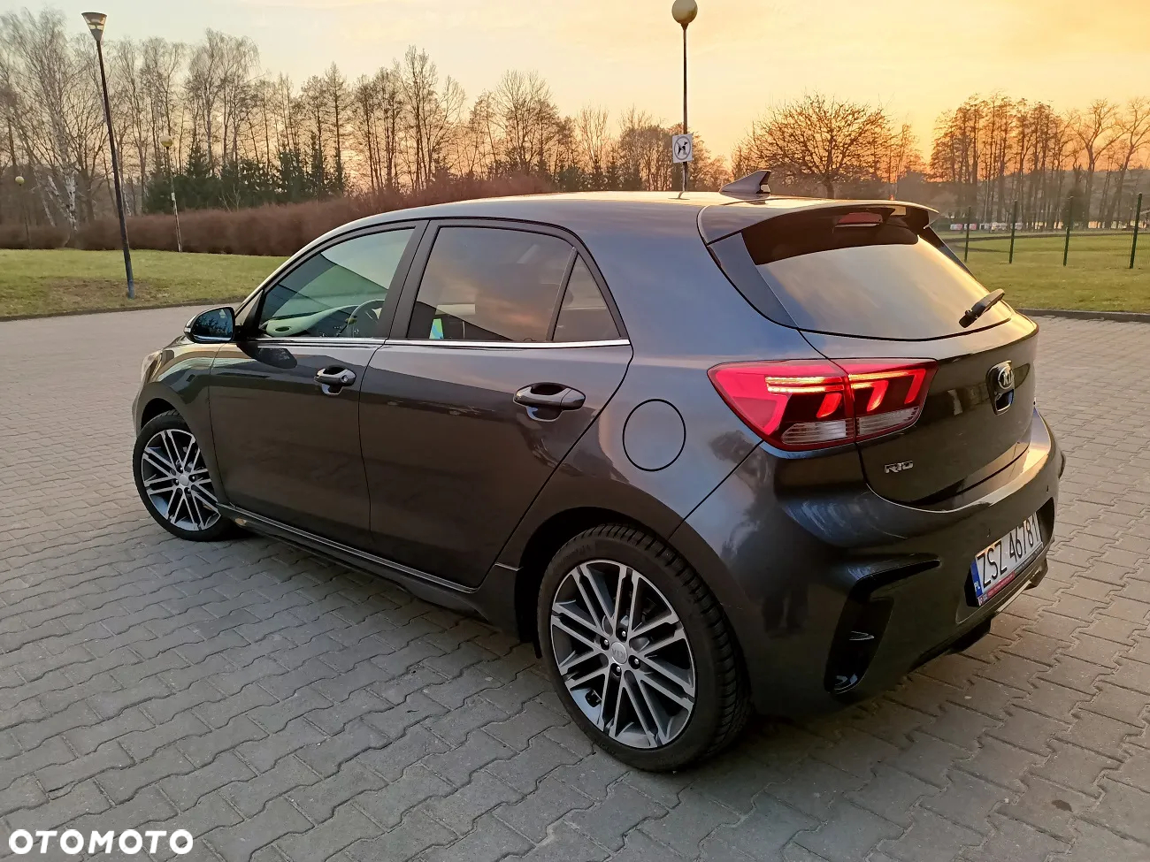 Kia Rio 1.0 T-GDI 120 GT Line - 4