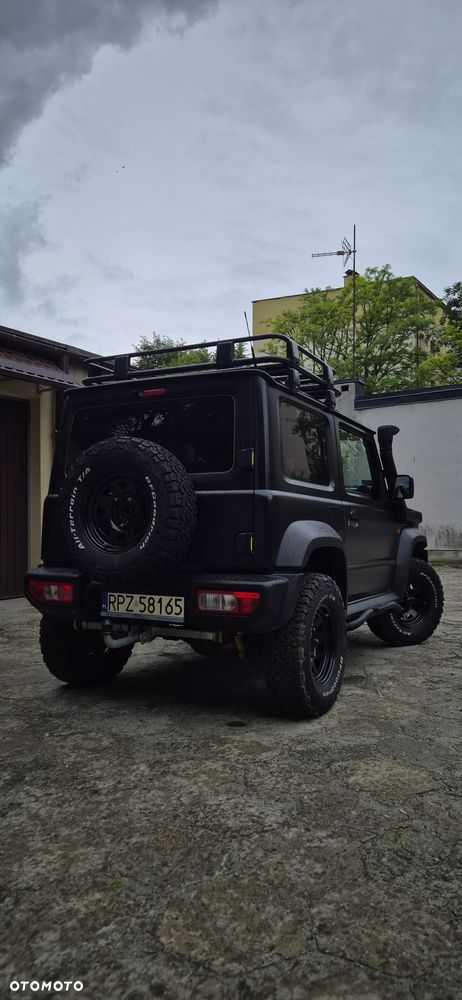 Suzuki Jimny - 16