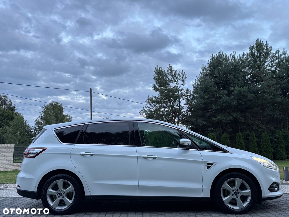 Ford S-Max 2.0 TDCi Titanium - 18