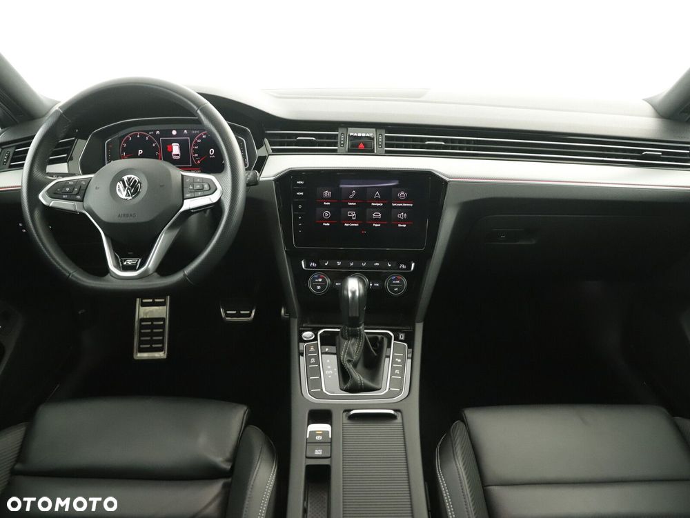 Volkswagen Passat 2.0 TSI 4Mot R-Line Edition DSG - 23