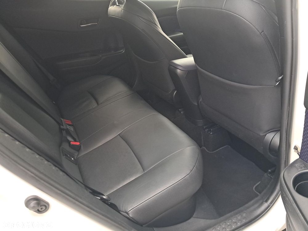 Toyota C-HR 1.8 Hybrid Dynamic - 23
