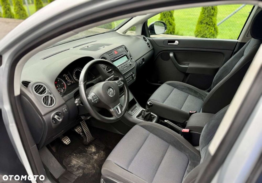 Volkswagen Golf Plus - 13