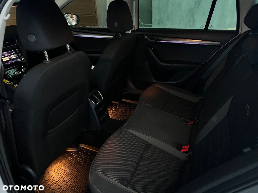 Skoda Octavia 1.8 TSI 4x4 DSG Scout - 21