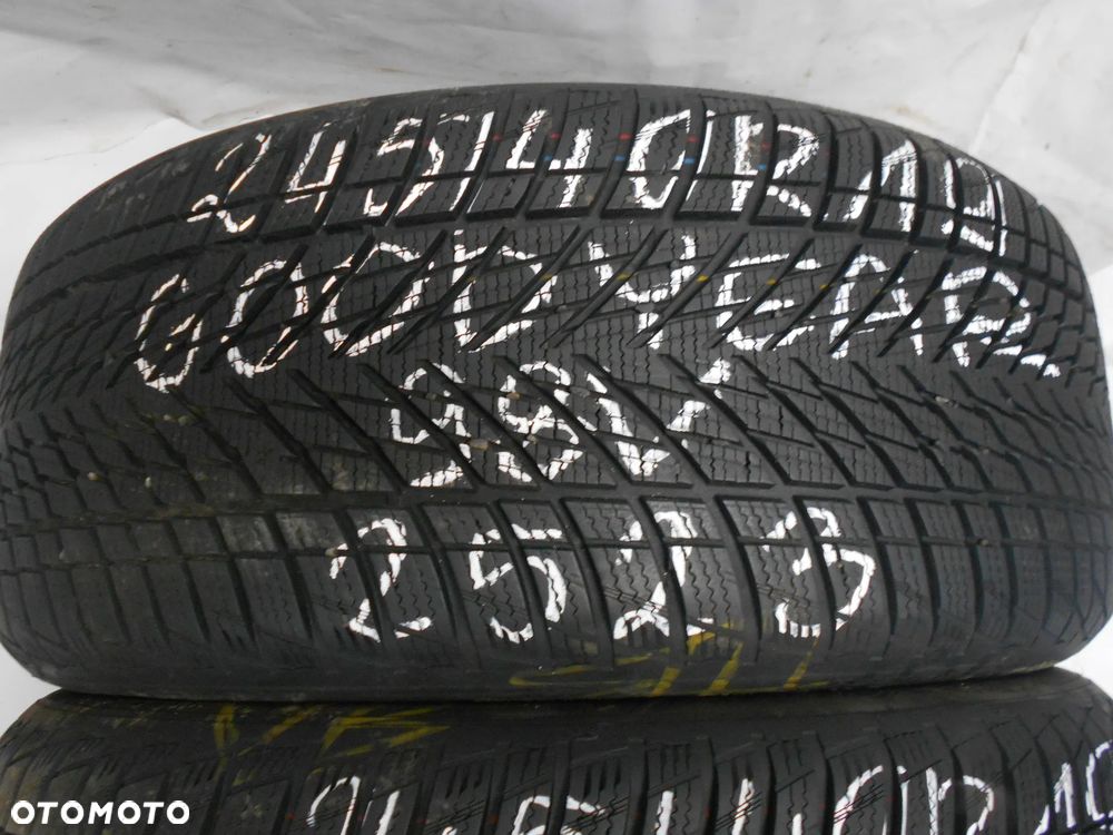 OPONY 245/40R19 GOODYEAR ULTRAGRIP PERFORMANCE 3 DOT 2523 7.2MM - 2