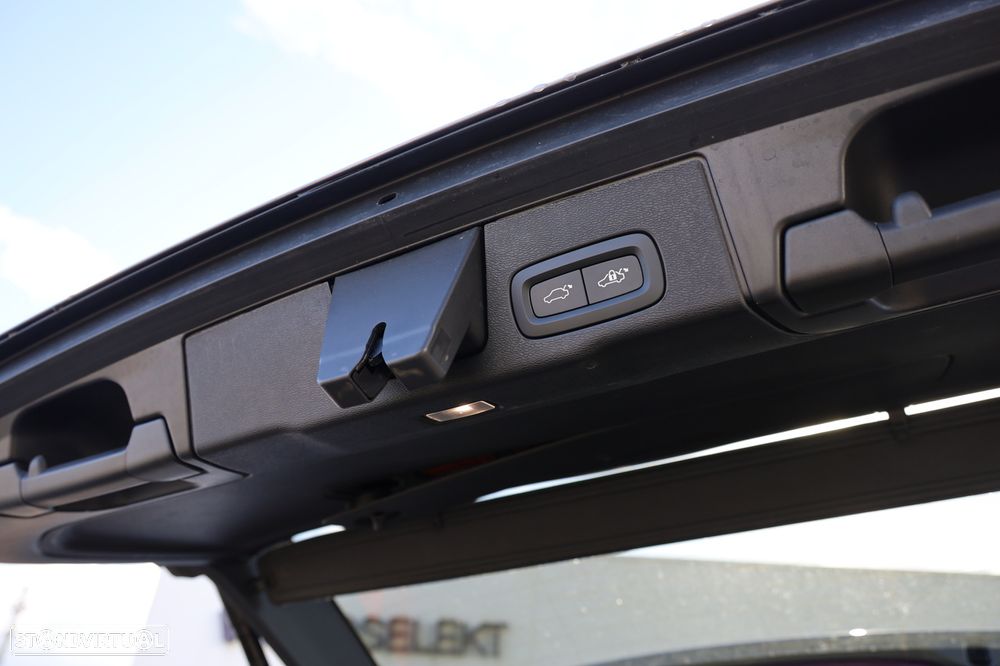 Volvo XC 60 2.0 T6 PHEV Plus Bright AWD - 3