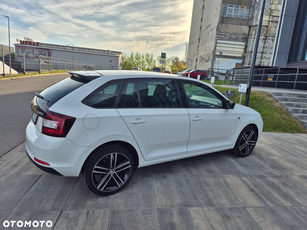 Skoda RAPID Spb 1.2 TSI Style Plus - 4