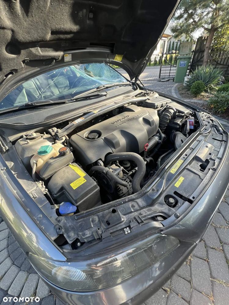Volvo S60 2.4 D5 - 20