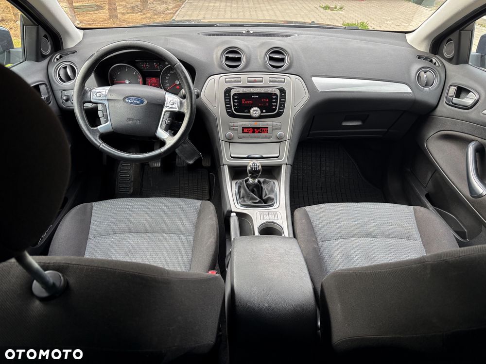 Ford Mondeo 2.0 TDCi Titanium - 9