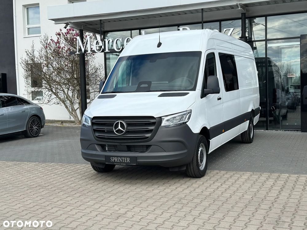Mercedes-Benz Sprinter - 2