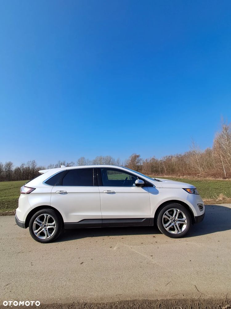 Ford Edge - 32