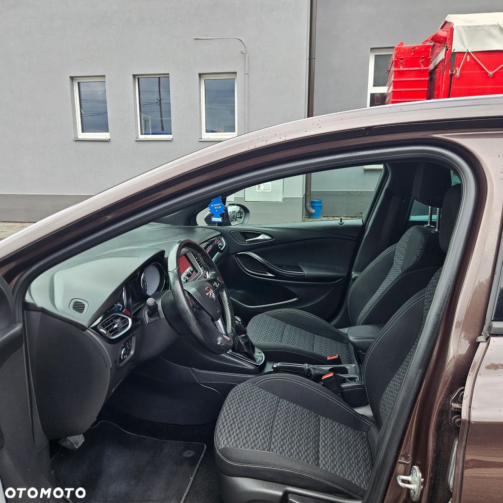 Opel Astra - 11