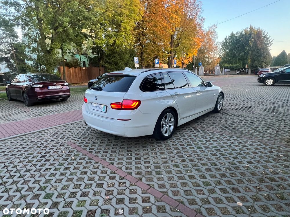 BMW Seria 5 520d xDrive Luxury Line - 14