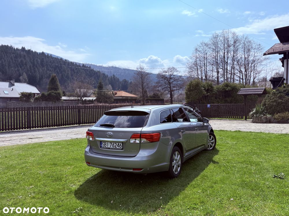 Toyota Avensis - 3