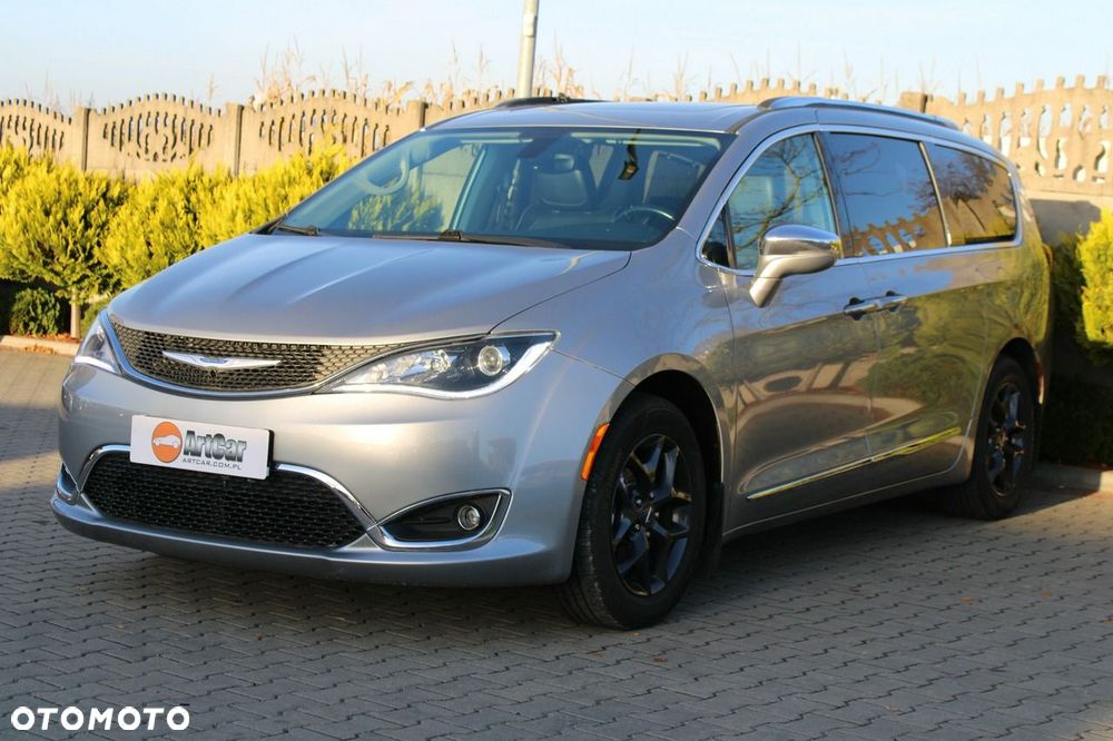 Chrysler Pacifica