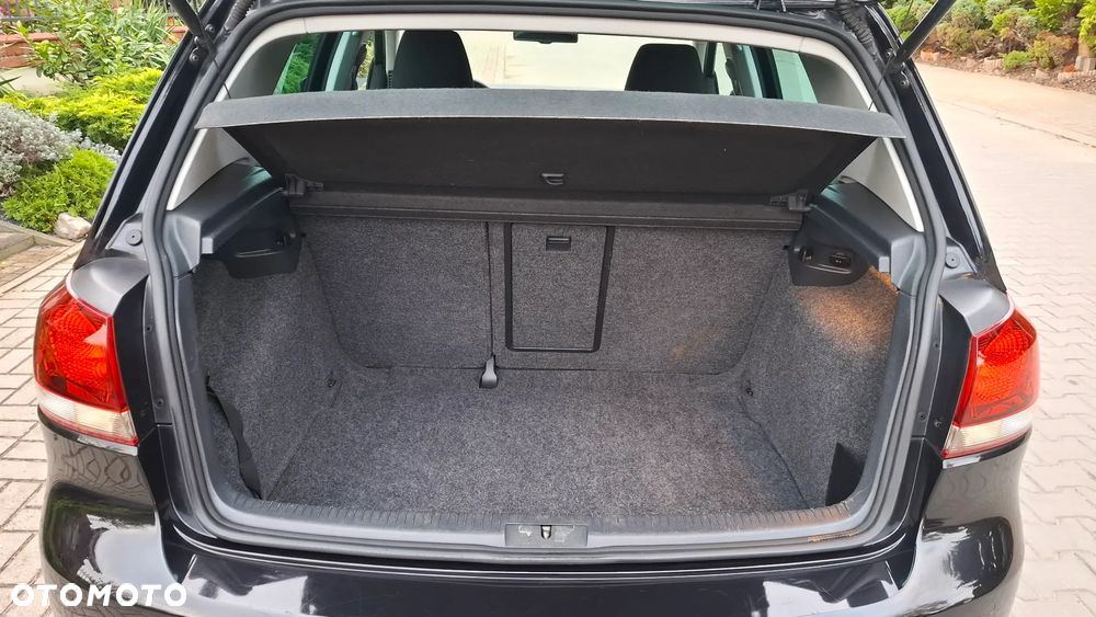Volkswagen Golf 2.0 TDI DPF Highline - 8