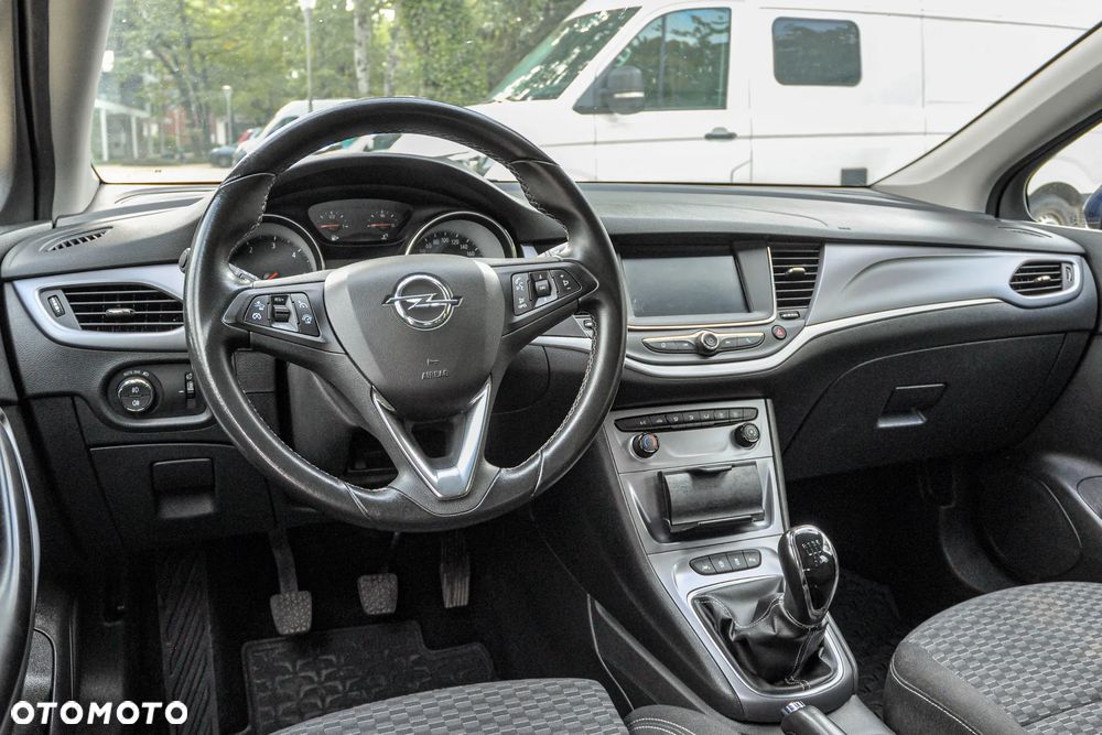 Opel Astra - 9